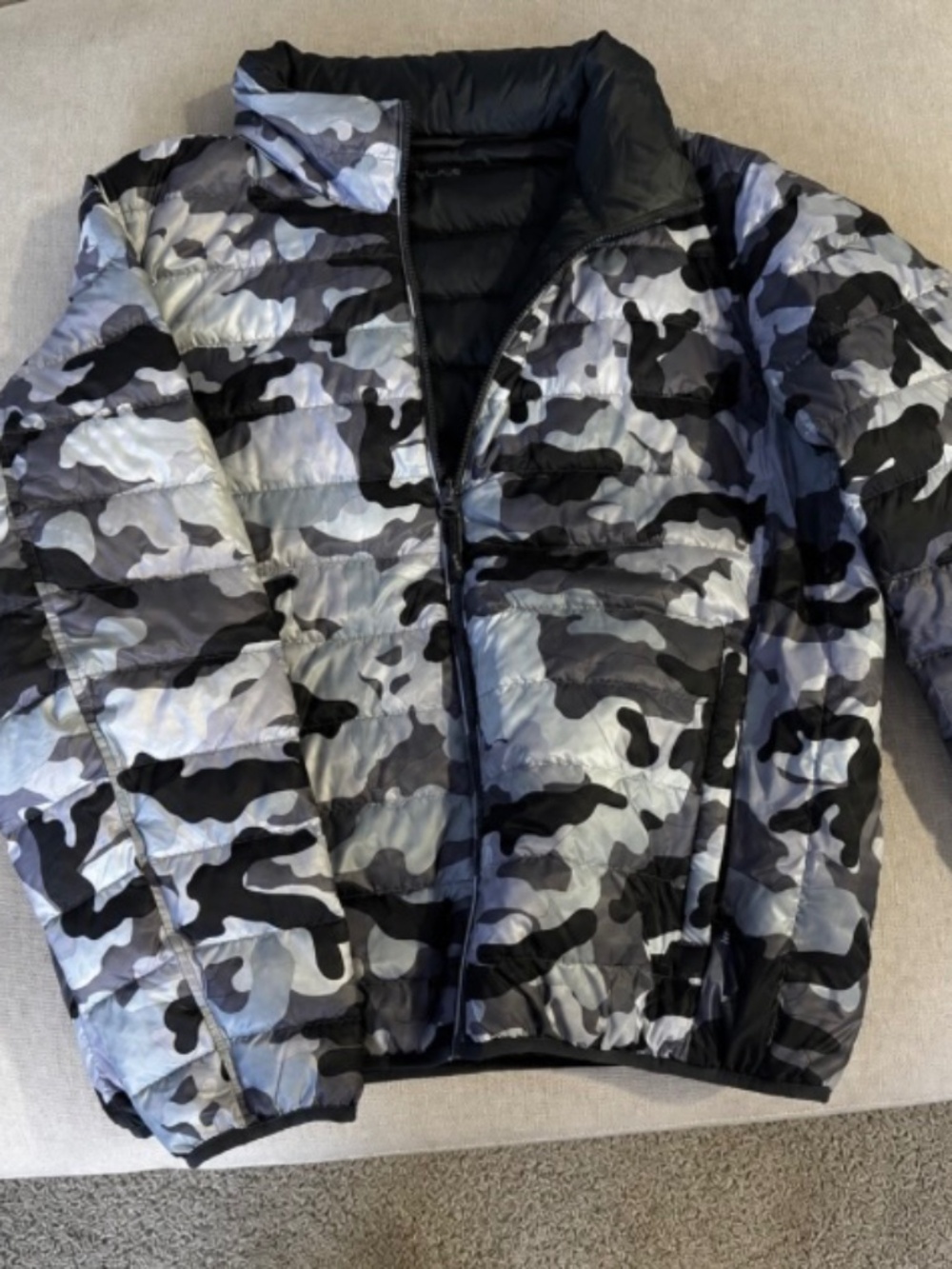 TUMI Men's Quilted Camo Puffer Jacket